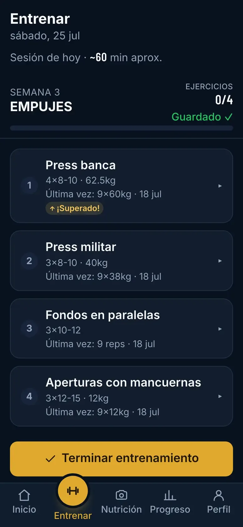Insignia dorada «¡Superado!» en Press banca tras registrar 70 kg, por encima de los 60 kg de la última vez